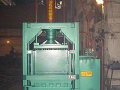 废纸打包机供货厂家：鲁临液压机械制造厂供应热销废纸打包机