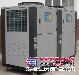 石碣冷水机回收/石龙回收冷水机价格/茶山制冷设备回收