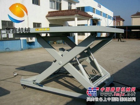 辽宁固定式升降平台厂家|鲁鑫机械高质量的固定剪叉式升降平台出售