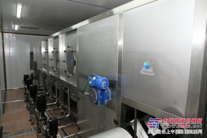 东莞哪里有卖口碑好的桶（瓶）装水计量灌装机：PC水桶代理加盟
