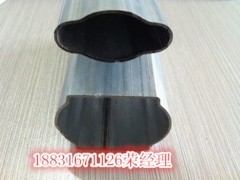 销量好的镀锌护栏管火热供应中 交通护栏管厂家