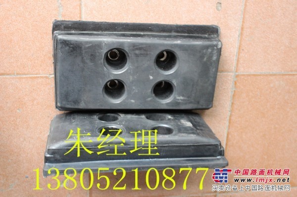 中联LTU120D/G摊铺机履带板品质鹤立鸡群