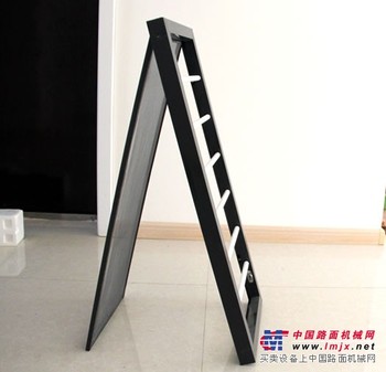 潍坊金刚网防盗纱窗 浩海金属制品耐用的金刚网防盗纱窗【供应】