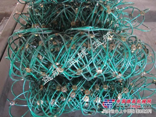 哪儿能买到好的GNS裹塑钢丝绳网呢   哪里的边坡防护网质量好