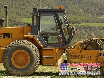 兰州服务好的兰州压路机租赁|红古哪里有压路机租赁公司
