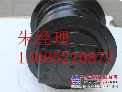 沃尔沃摊铺机ABG326支重轮参数