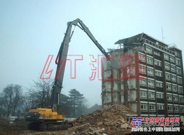 山东改装挖掘机三段加长臂拆楼臂加长拆迁臂厂家订做
