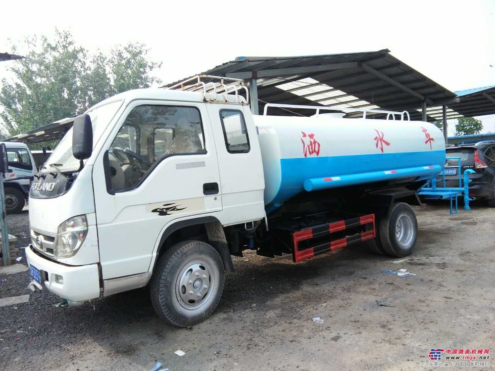 多辆二手洒水车5吨到20吨现车出售 高质量低价格