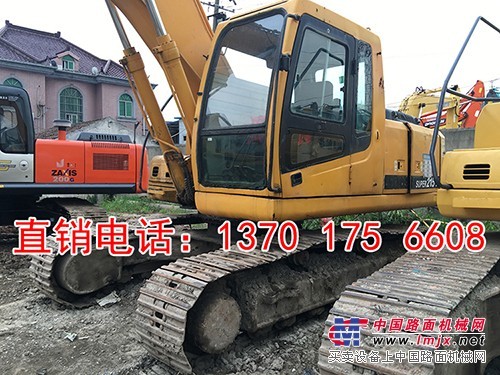 现代215-7二手挖掘机一个小时耗多少油