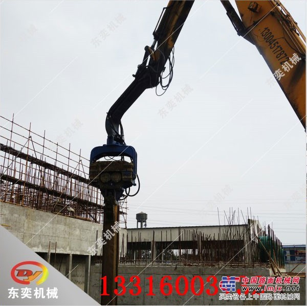 东奕打桩机