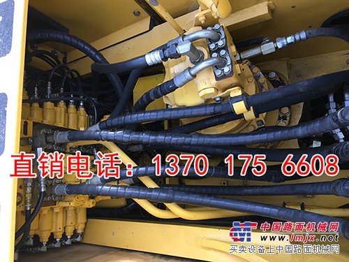 转让二手小松240-8挖掘机一台+厂家直销