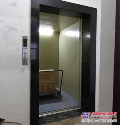 重庆家用小电梯，升降平稳，使用方便安全，无需报检