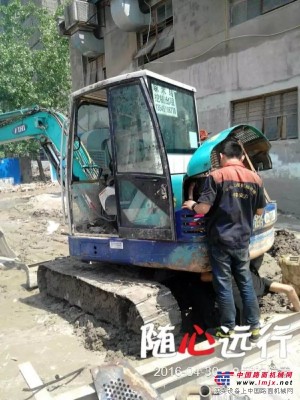 武汉市卡特挖掘机专业维修