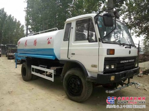 东风洒水车加油车那里有卖的