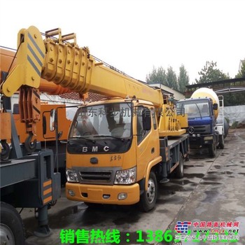 供应汽车吊车全液压吊车 厂家生产质优6吨吊车