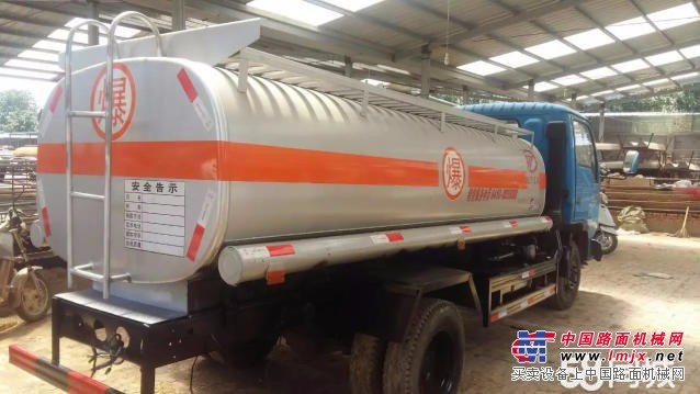 市政环卫洒水车 工地洒水车 2-20吨位齐全 货到付款