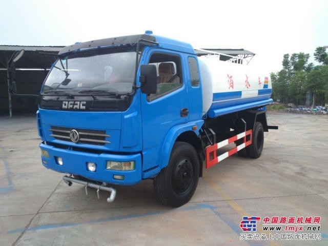 长期出售定做2-30吨位的二手 洒水车、扫地车、吸粪车、
