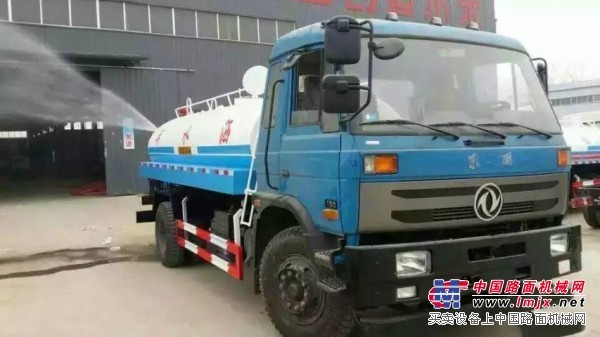 绿化环卫二手洒水车、原装东风洒水车、山东民泰环卫长期出售