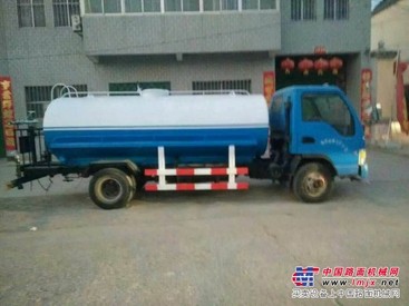 供应二手多功能洒水车 5吨二手洒水车低价出售