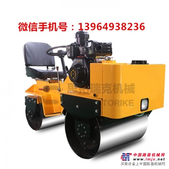 有劳斯莱斯性价比的850座驾式小型压路机