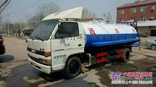 转让优质二手洒水车资源,11年东风5吨,12年跃进5吨