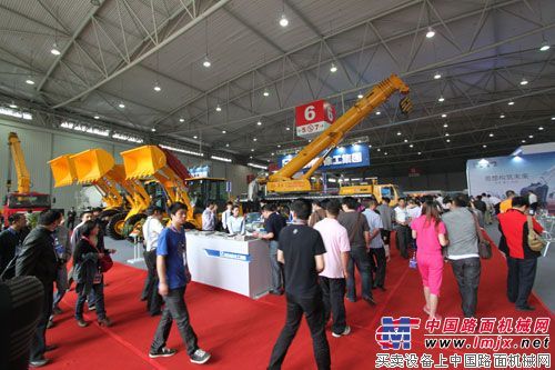 徐工登陆西部工程机械展