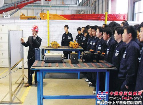 “人文三一”系列报道3——宋金泉，从工人成为首位焊接培训师
