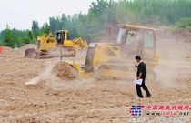 山推研究院举办首届试验操作技能比武活动