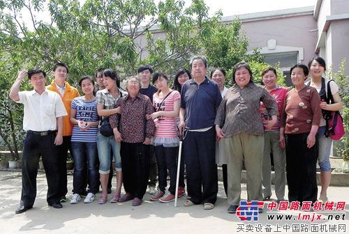关爱老人 情暖人间——三一重装制造党支部走进敬老院