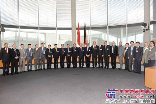 三一重工总裁向文波参加中德对话论坛