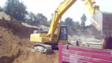 力士德45吨挖掘机施工