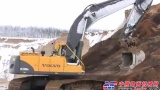 沃尔沃Volvo EC290B挖掘机上坡