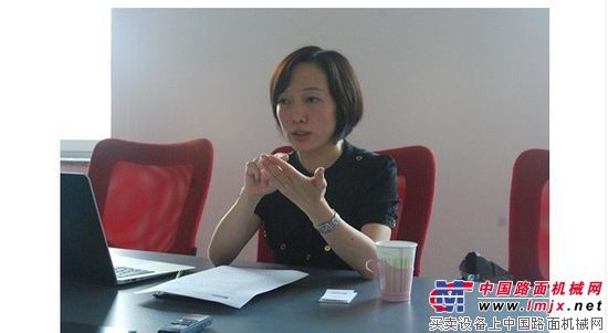 德基式管理成就中国路面机械新领袖