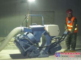 路麵拋丸機在青島海底隧道中的應用
