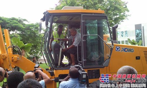 斐济援建彰显徐工品牌