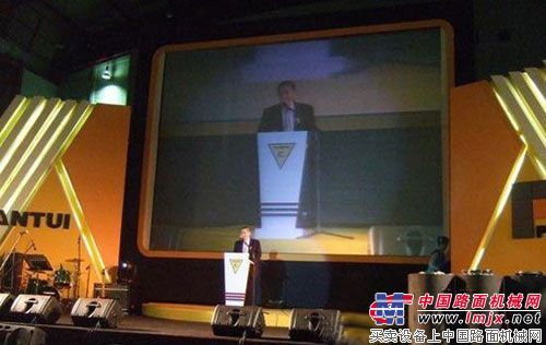山推印尼推介会取得圆满成功