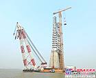 中联重科全球最大上回转塔机D5200创两项世界新纪录