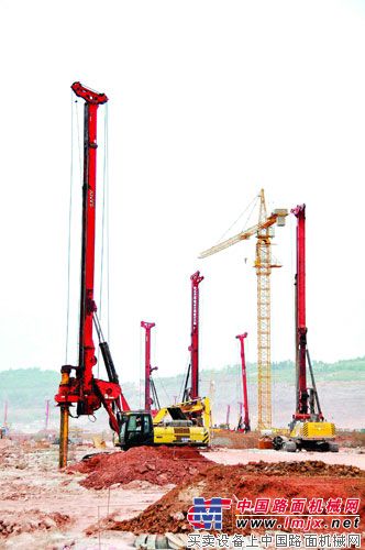 三一15台旋挖钻助力重庆博览中心建设