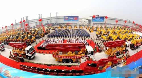 中国工程机械第一大单徐工委内瑞拉出口项目发车仪式