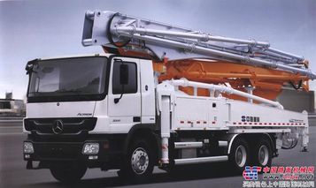 中联重科ZLJ系列混凝土泵车
