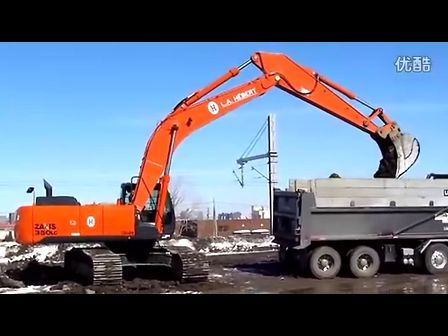 日立ZX350LC-5挖掘机施工视频