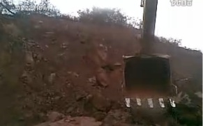雷沃挖掘机矿山勾石头 