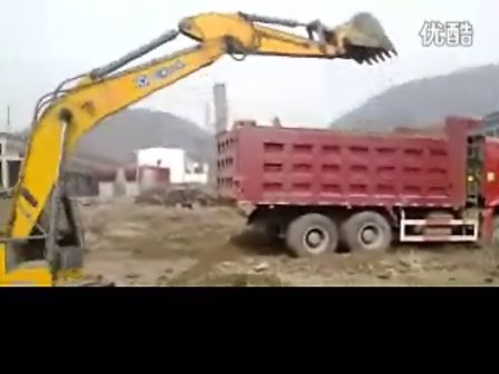 河北小康挖掘机装车视频展示 