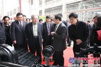 全国人大常委会副委员长路甬祥视察三一重机