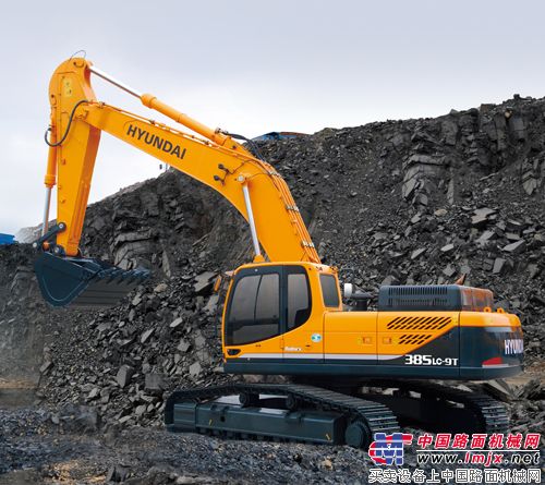 现代R385LC-9T挖掘机荣获“2011中国工程机械年度产品TOP50” 