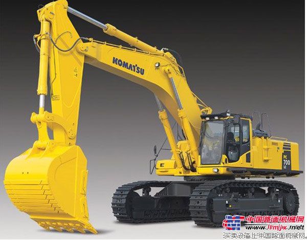 小松新PC700LC挖掘机在INTERMAT 2012推出