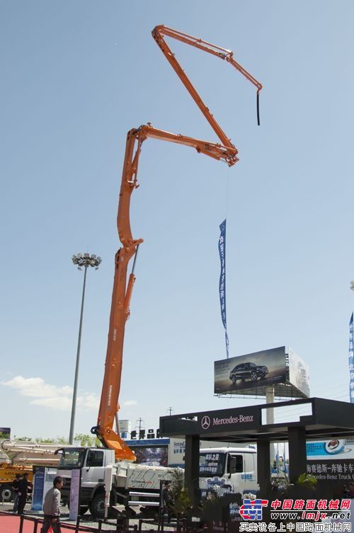 中聯重科49米泵車在2012北京國際車展