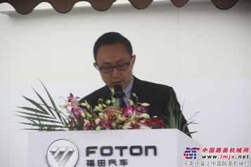 福田雷萨奔驰底盘52米泵车精彩亮相