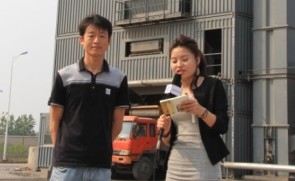 中国路面机械网记者方雨霞访南京同浦建设工程有限公司副总经理徐雪华 