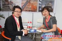 上海建设路桥亮相2012新疆国际工程机械展览会